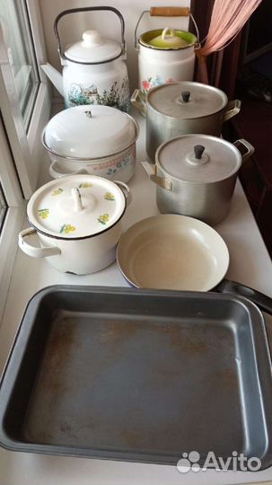 Сковорода, противень, кастрюли