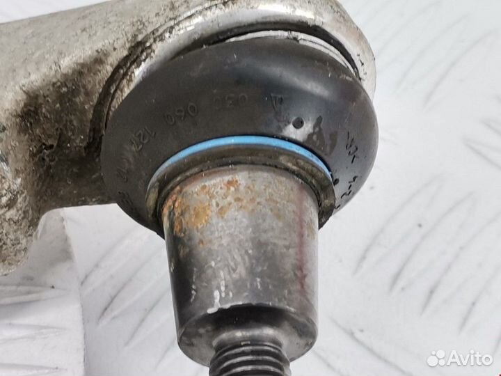 Рычаг передний правый Volkswagen Passat B3 1997