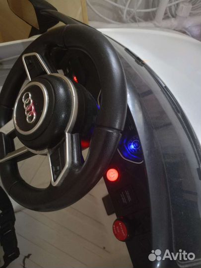 Детский электромобиль бу audi