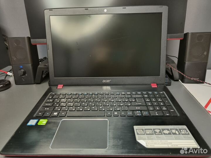 Acer E5-576G-39E7 (i3-6006U/MX940/8gb/500gb)