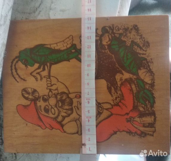 Панно Гном и кузнечик, дерево СССР, 70-е