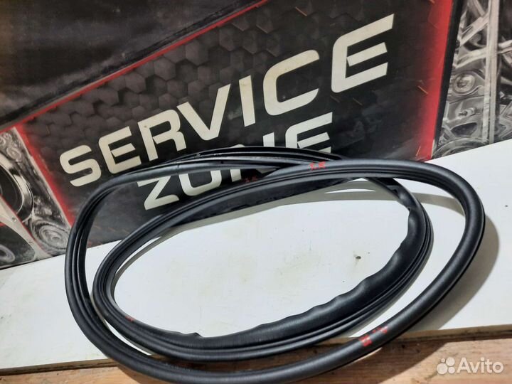 Уплотнитель дверного проема Renault Megane 2