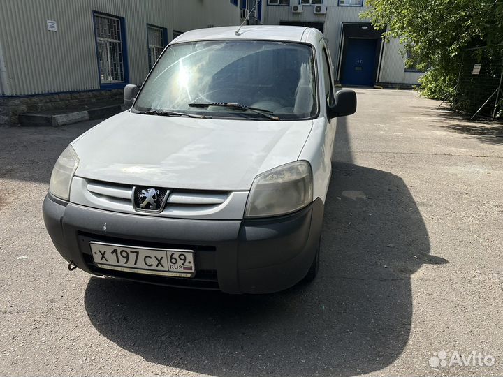 Peugeot Partner 1.4 МТ, 2011, 299 999 км