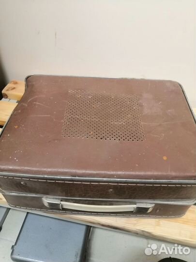 Виниловый проигрыватель юность 301