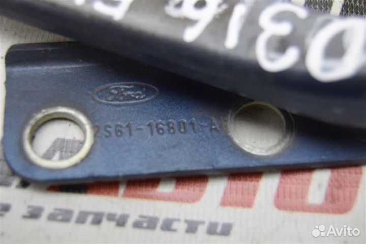 Петля капота левая Ford Fiesta 5 1.6 2004