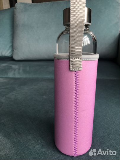 Продам новую стеклянную бутылку для воды