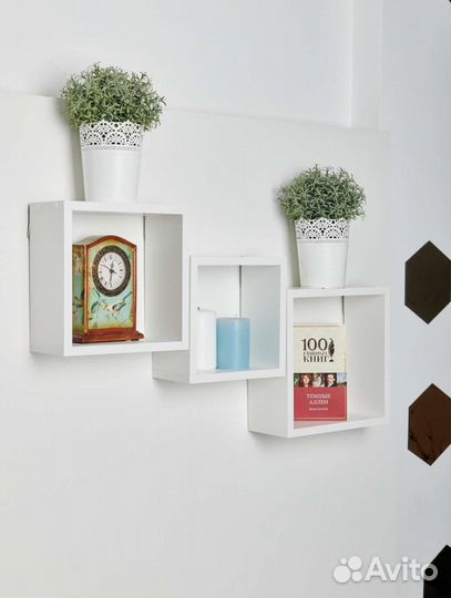 Новые. Полки настенные 3 штуки