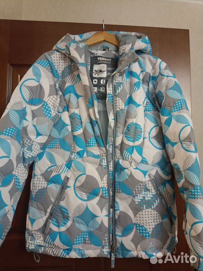 Зимние куртки и пуховики жен