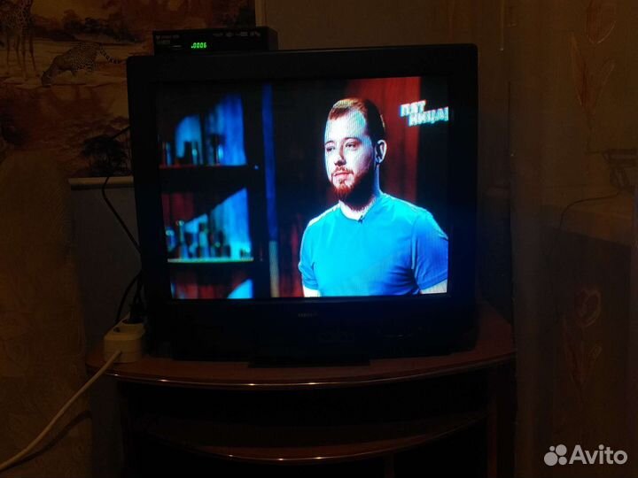 Телевизор бу цветной