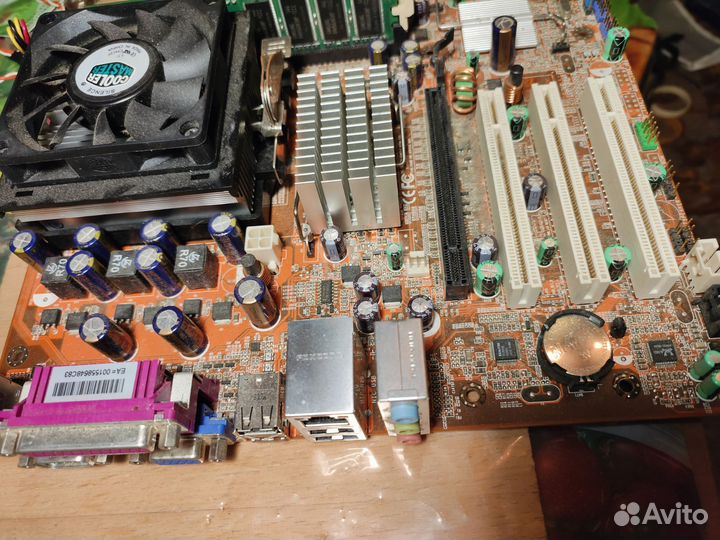 Материнская плата WinFast 6100K8MB