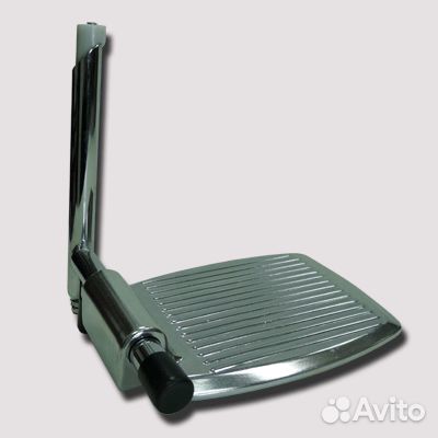 Подножка на кронштейне для инвалидной коляски