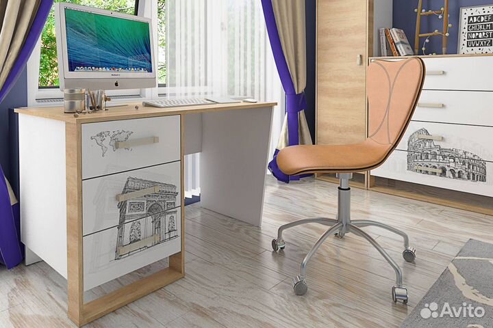 Письменный стол новый