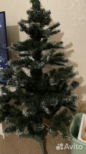 Елка искусственная