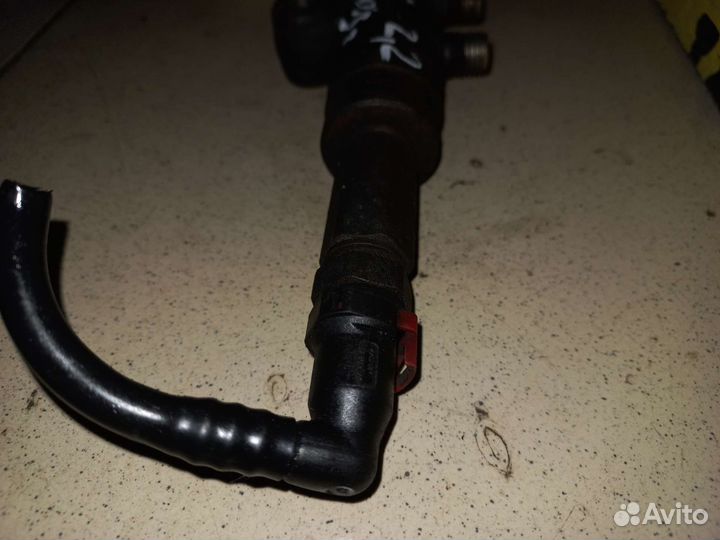 Рампа с регулятором давления Ford Transit 2.2 cdti