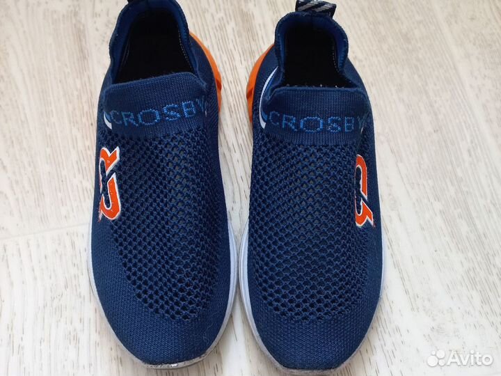 Кроссовки crosby