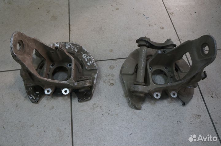 BMW Е70 E71 задний кулак