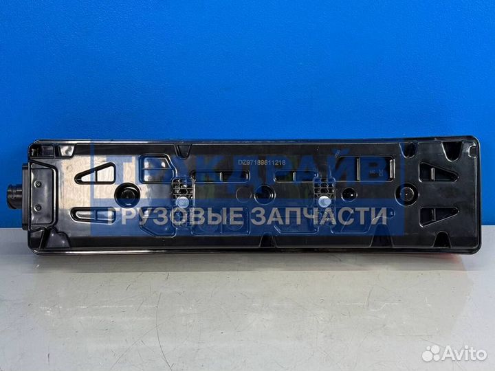 Фонарь задний правый Шакман Х6000