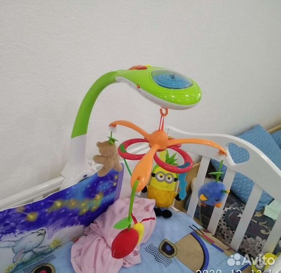 Мобиль игровой детский Chicco (музыка, вращение)