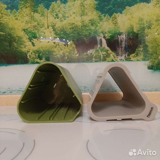 Подставка для кухонных принадлежностей Fissman