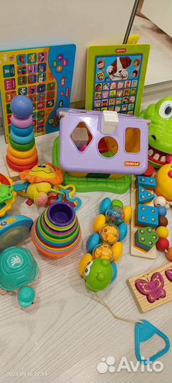 Развивающие игрушки пакетом
