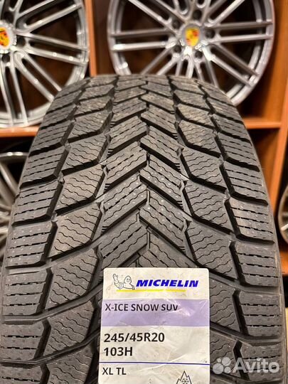 Michelin X-Ice Snow SUV 245/45 R20 и 275/40 R20 103H