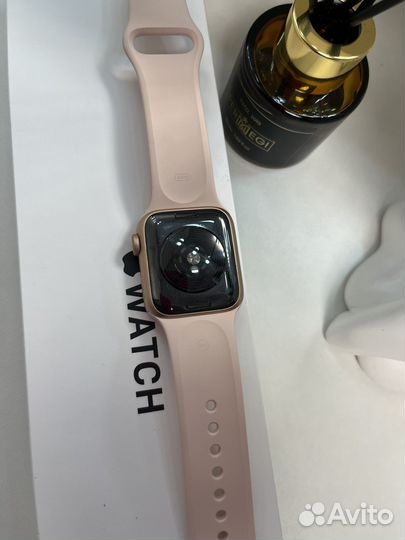 Apple Watch SE (40mm)