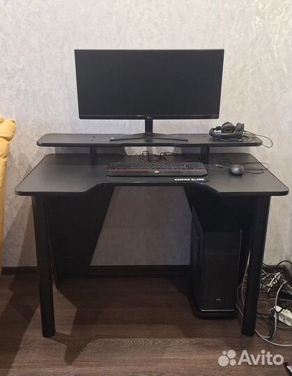 Геймерский/компьютерный стол от производителя