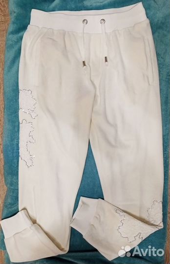 Костюм спортивный