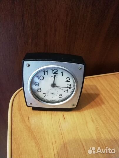 Будильник Заря СССР механический