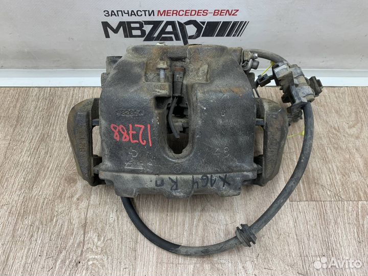 Суппорт передний правый Mercedes X164 GL 164