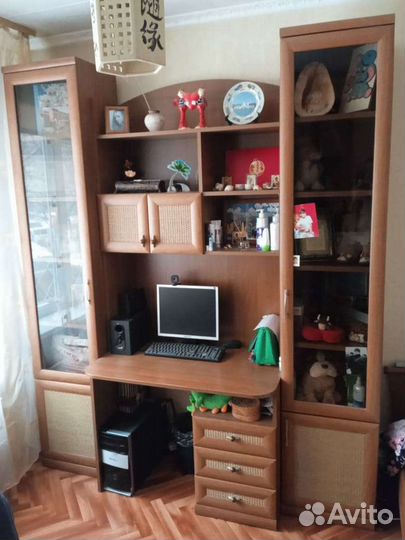Письменный стол бу со шкафами