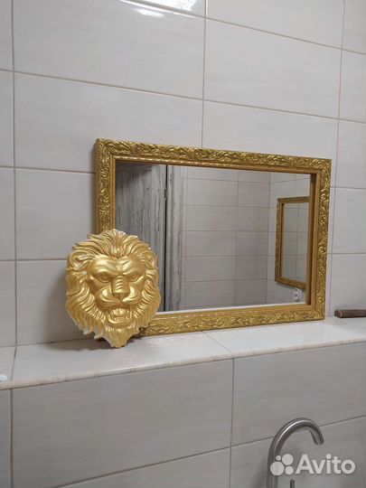 Гипсовый барельеф лев