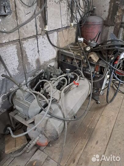 Компрессор