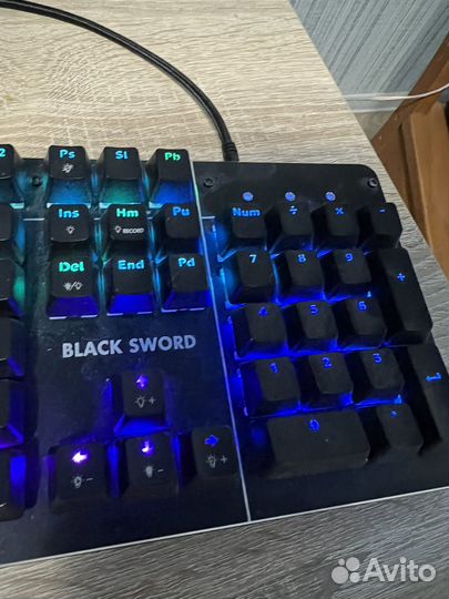 Игровая механическая клавиатура