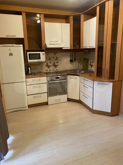 1-к. квартира, 40 м², 13/16 эт.