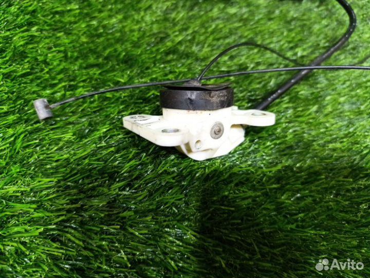 Доводчик двери задний левый Honda Stepwgn RG2