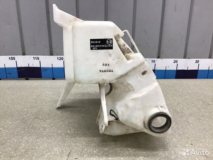 Бачок омывателя лобового стекла Toyota Camry V70 2