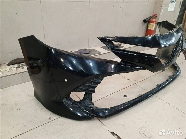 Бампер передний Toyota Camry