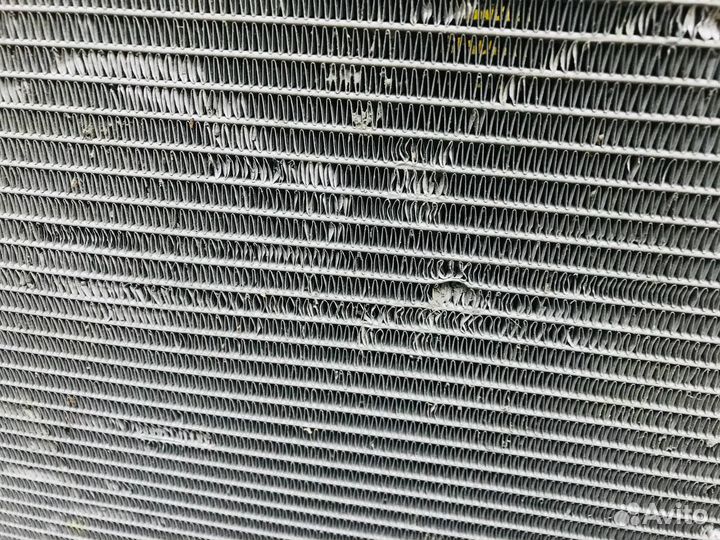 Радиатор охлаждения двс Volkswagen Golf