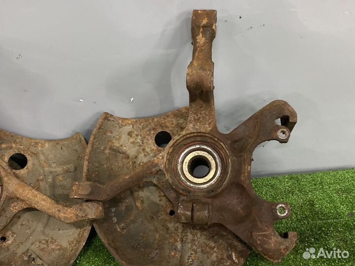 Кулак volkswagen golf 3