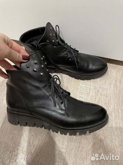 Ботинки осенние