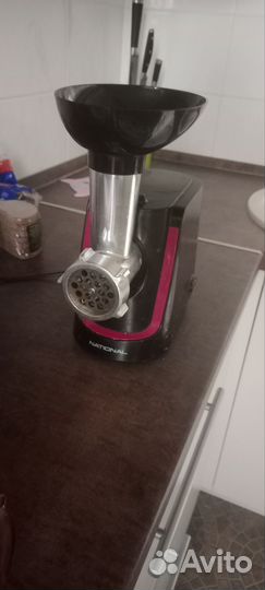 Мясорубка электрическая бу