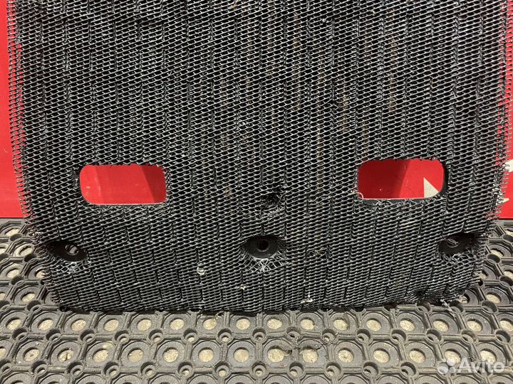 Брызговик передний Volvo FH