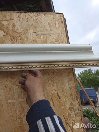 Карниз дверной плинтус