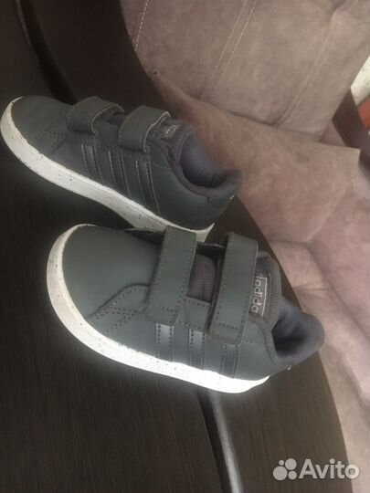 Кроссовки детские adidas 24 grand court