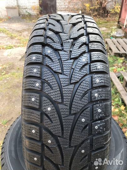 RoadX RX Frost WH12 275/40 R20