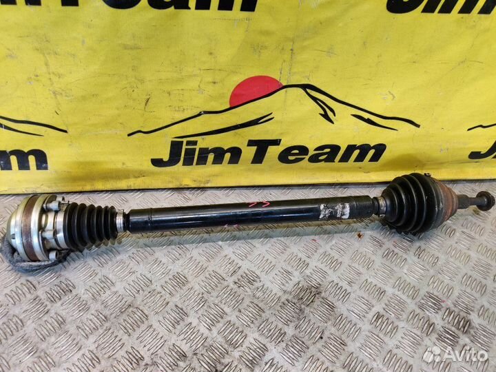 Привод передний правый Volkswagen Passat Variant