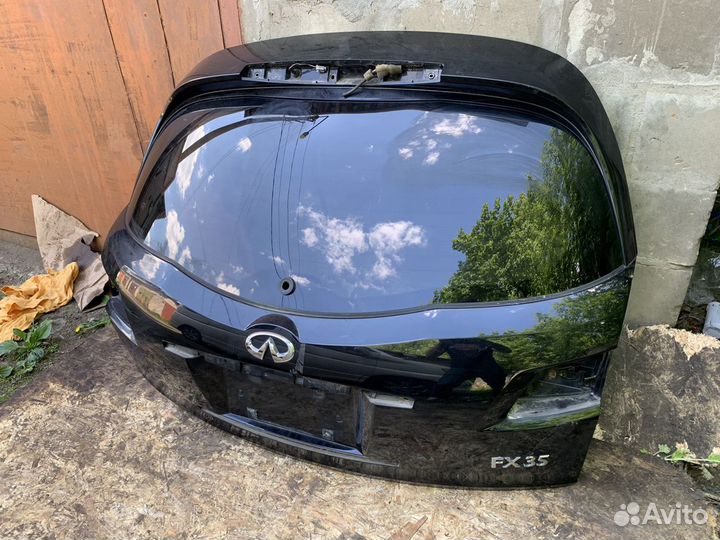 Infiniti fx35 fx45 крышка багажника черная
