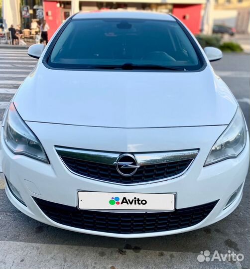 Opel Astra 1.6 AT, 2010, 190 000 км