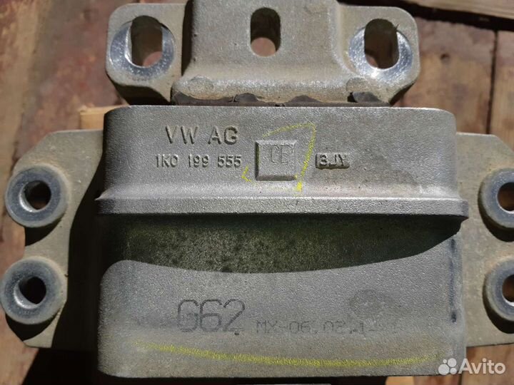 Подушка АКПП